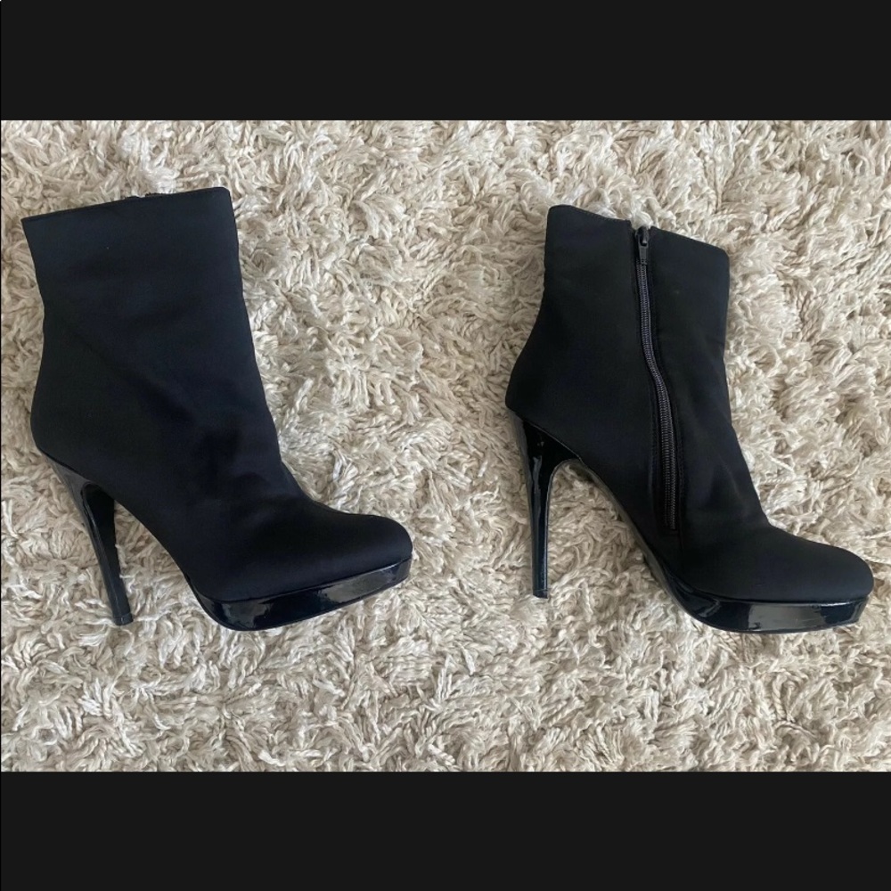 CHARLES by Charles David Bootie Size 8.5 Black - Picture 3 of 6